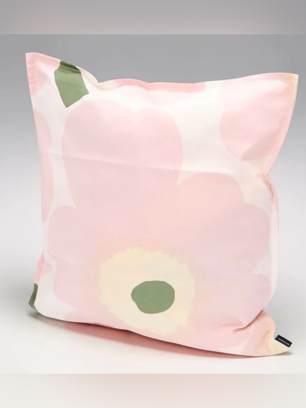 Marimekko Unikko Pastel Pink, Green and Yellow. Floral Pillow Cover 20x20” BNWT